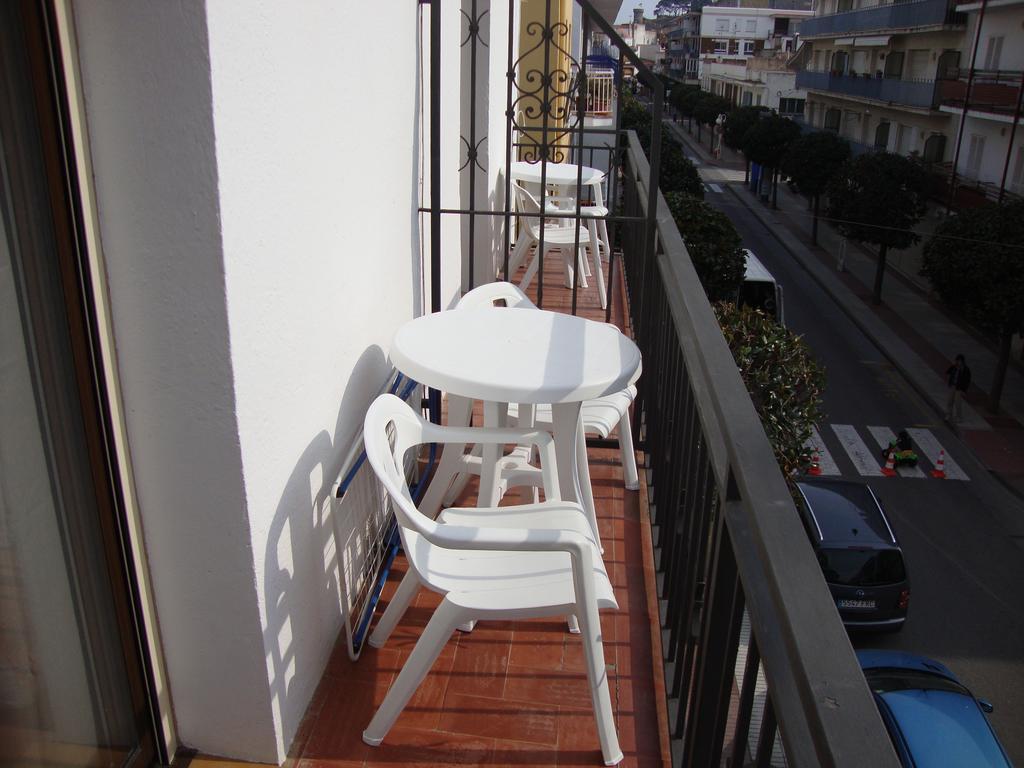 Apartaments Claudi Тосса-де-Мар Экстерьер фото